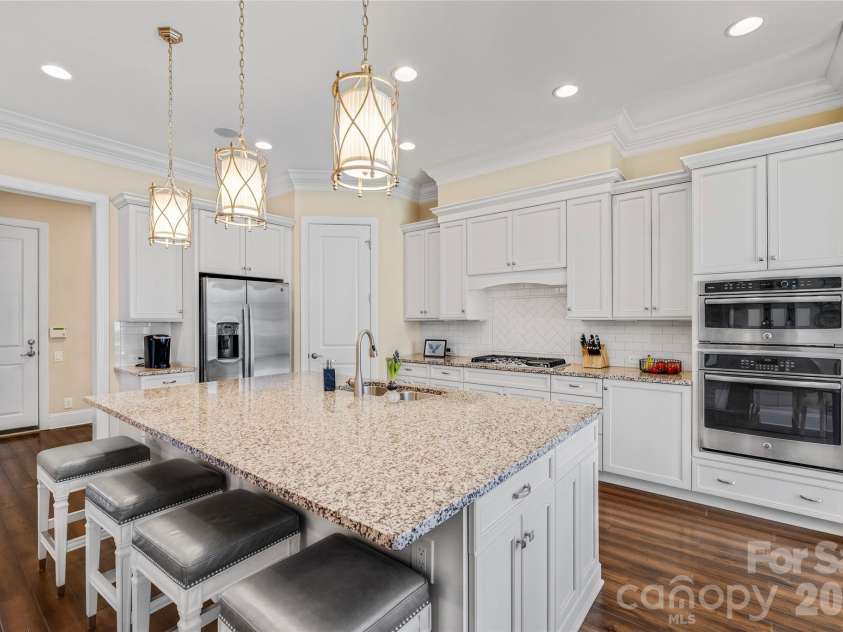 4113 Piaffe Avenue, Mint Hill, NC 28227.  MLS# CAR4356294, YatesRealty ID 15425. Island