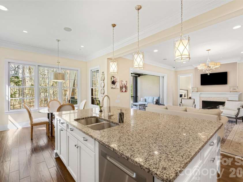 4113 Piaffe Avenue, Mint Hill, NC 28227.  MLS# CAR4356294, YatesRealty ID 15425. Kitchen Bar area