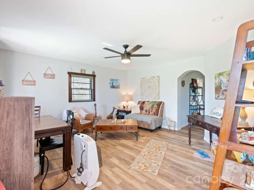 192 Spencer Street, Ellenboro, NC 28160.  MLS# CAR4355108, YatesRealty ID 15426. 