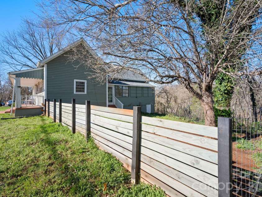 192 Spencer Street, Ellenboro, NC 28160.  MLS# CAR4355108, YatesRealty ID 15426. 