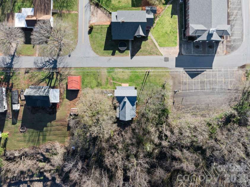 192 Spencer Street, Ellenboro, NC 28160.  MLS# CAR4355108, YatesRealty ID 15426. 