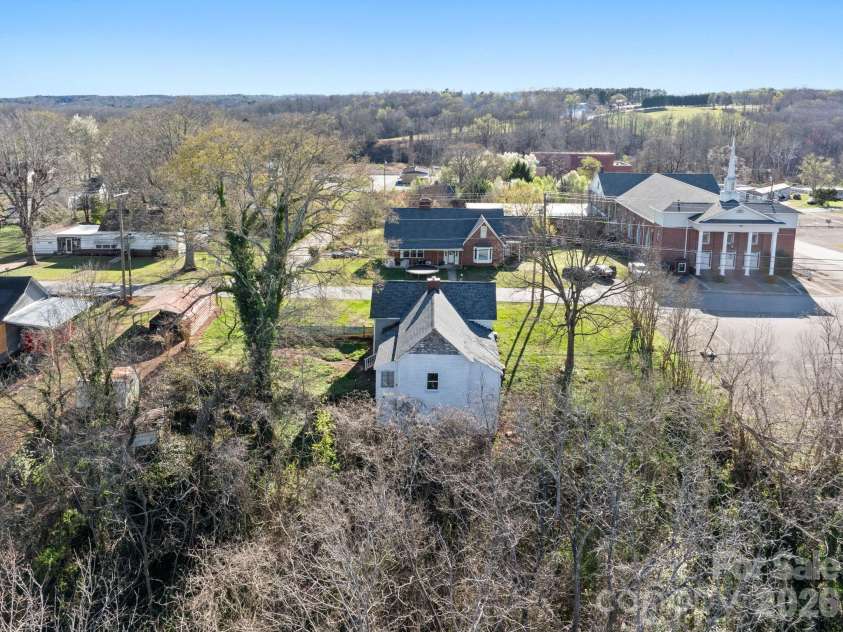 192 Spencer Street, Ellenboro, NC 28160.  MLS# CAR4355108, YatesRealty ID 15426. 