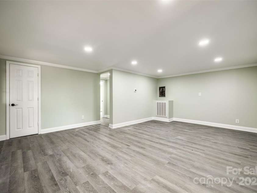 1224 Martin Road, Hickory Grove, SC 29717.  MLS# CAR4263850, YatesRealty ID 15427. 