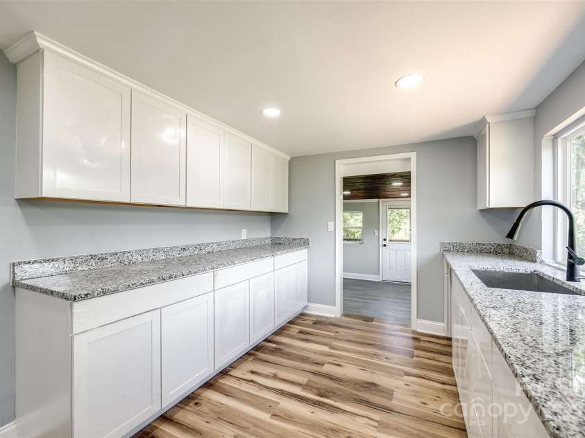 1224 Martin Road, Hickory Grove, SC 29717.  MLS# CAR4263850, YatesRealty ID 15427. 