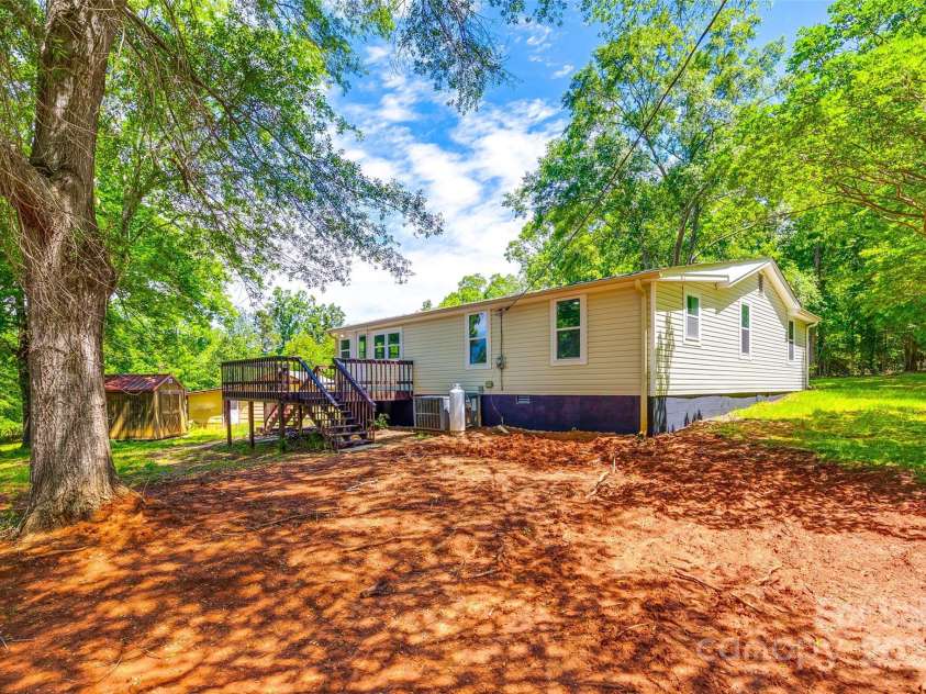 1224 Martin Road, Hickory Grove, SC 29717.  MLS# CAR4263850, YatesRealty ID 15427. 