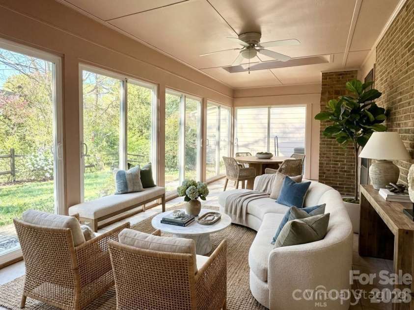4248 Woodglen Lane, Charlotte, NC 28226.  MLS# CAR4358631, YatesRealty ID 15428. Virtually Staged