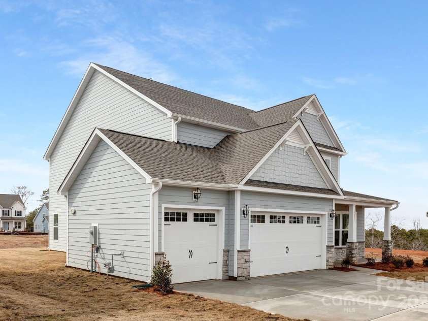 13051 Arnold Palmer Circle, Lancaster, SC 29720.  MLS# CAR4239519, YatesRealty ID 15429. 