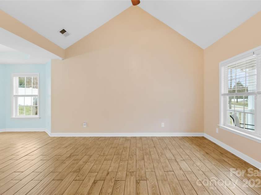 348 Fleetwood Road, York, SC 29745.  MLS# CAR4225125, YatesRealty ID 15435. 