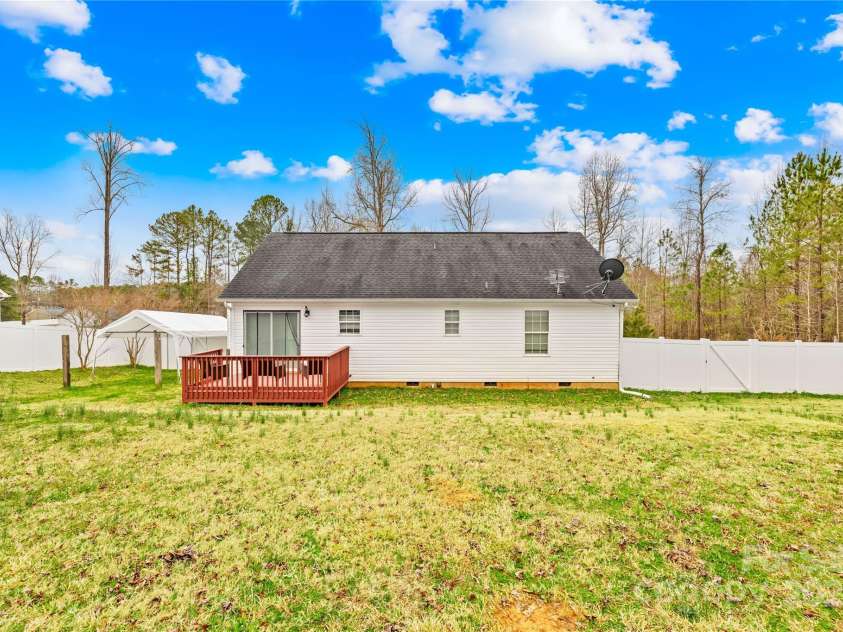 348 Fleetwood Road, York, SC 29745.  MLS# CAR4225125, YatesRealty ID 15435. 