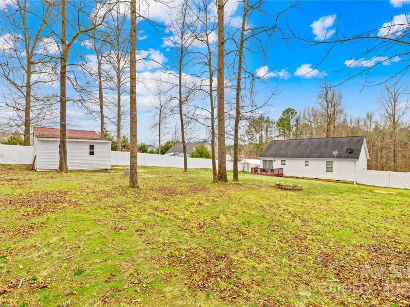 348 Fleetwood Road, York, SC 29745.  MLS# CAR4225125, YatesRealty ID 15435. 
