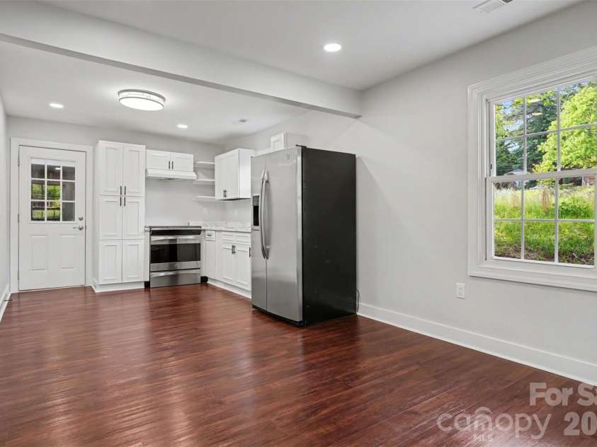 722 Weldon Street, Gastonia, NC 28052.  MLS# CAR4362397, YatesRealty ID 15435. 