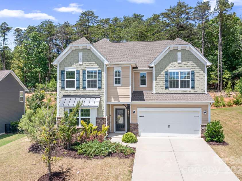 14611 Murfield Court, Charlotte, NC 28278.  MLS# CAR4262631, YatesRealty ID 15436. 