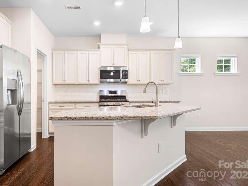 14611 Murfield Court, Charlotte, NC 28278.  MLS# CAR4262631, YatesRealty ID 15436. 