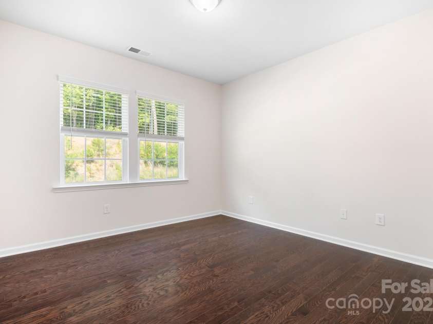 14611 Murfield Court, Charlotte, NC 28278.  MLS# CAR4262631, YatesRealty ID 15436. 
