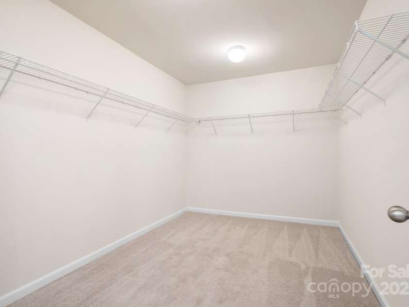 14611 Murfield Court, Charlotte, NC 28278.  MLS# CAR4262631, YatesRealty ID 15436. 
