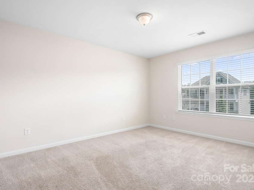 14611 Murfield Court, Charlotte, NC 28278.  MLS# CAR4262631, YatesRealty ID 15436. 