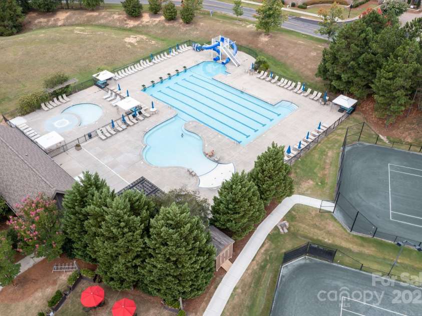 14611 Murfield Court, Charlotte, NC 28278.  MLS# CAR4262631, YatesRealty ID 15436. 