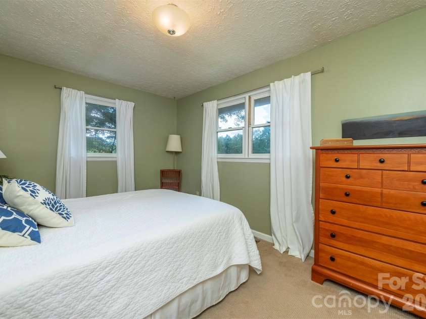 290 Patton Hill Road, Swannanoa, NC 28778.  MLS# CAR4362510, YatesRealty ID 15436. 