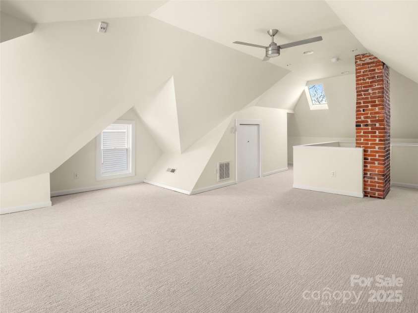 26 Bearden Avenue, Asheville, NC 28801.  MLS# CAR4242128, YatesRealty ID 15437. 