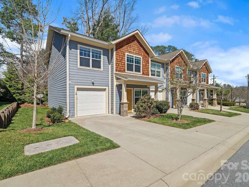 1009 Baldwin Commons Drive, Arden, NC 28704.  MLS# CAR4363263, YatesRealty ID 15438. 