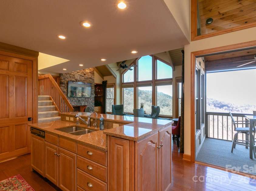 755 Andrew Banks Road, Burnsville, NC 28714.  MLS# CAR4282611, YatesRealty ID 15438. 