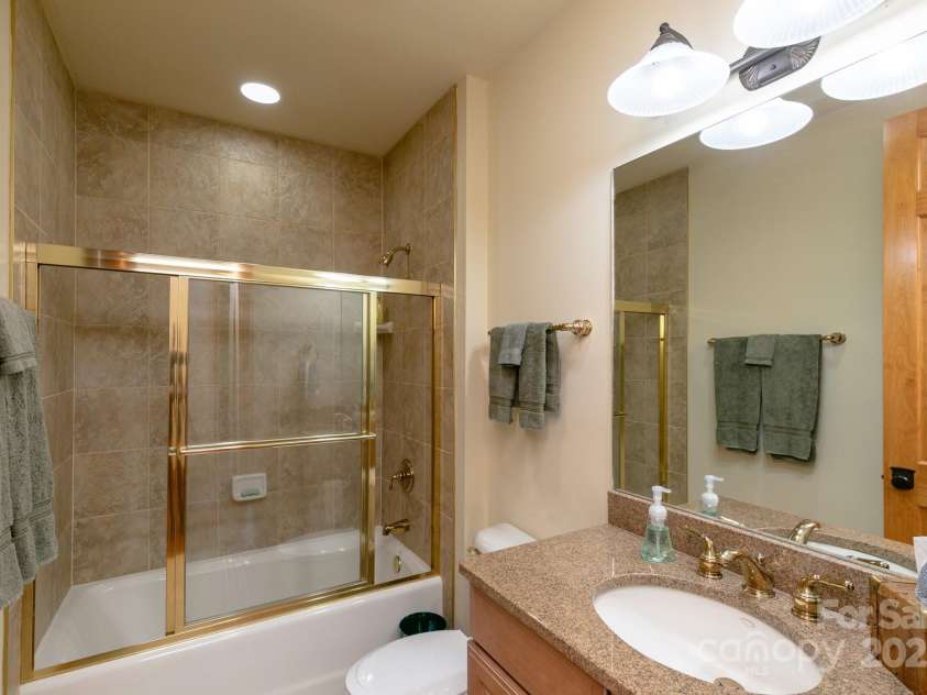 755 Andrew Banks Road, Burnsville, NC 28714.  MLS# CAR4282611, YatesRealty ID 15438. 