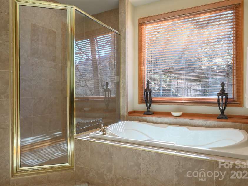 755 Andrew Banks Road, Burnsville, NC 28714.  MLS# CAR4282611, YatesRealty ID 15438. 