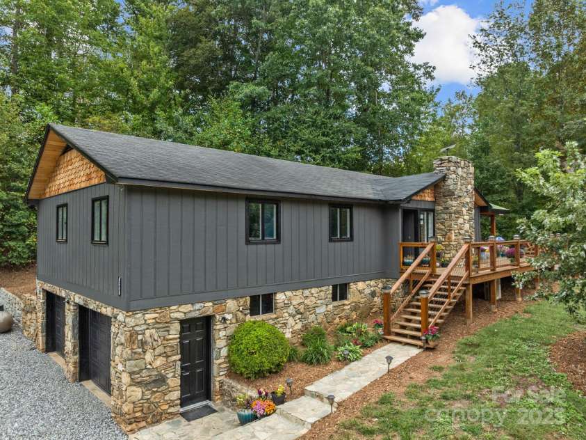 263 Morgan Branch Road, Leicester, NC 28748.  MLS# CAR4316347, YatesRealty ID 1544. 