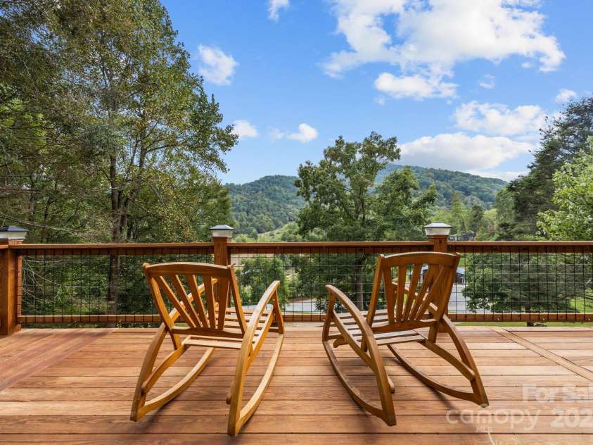 263 Morgan Branch Road, Leicester, NC 28748.  MLS# CAR4316347, YatesRealty ID 1544. 