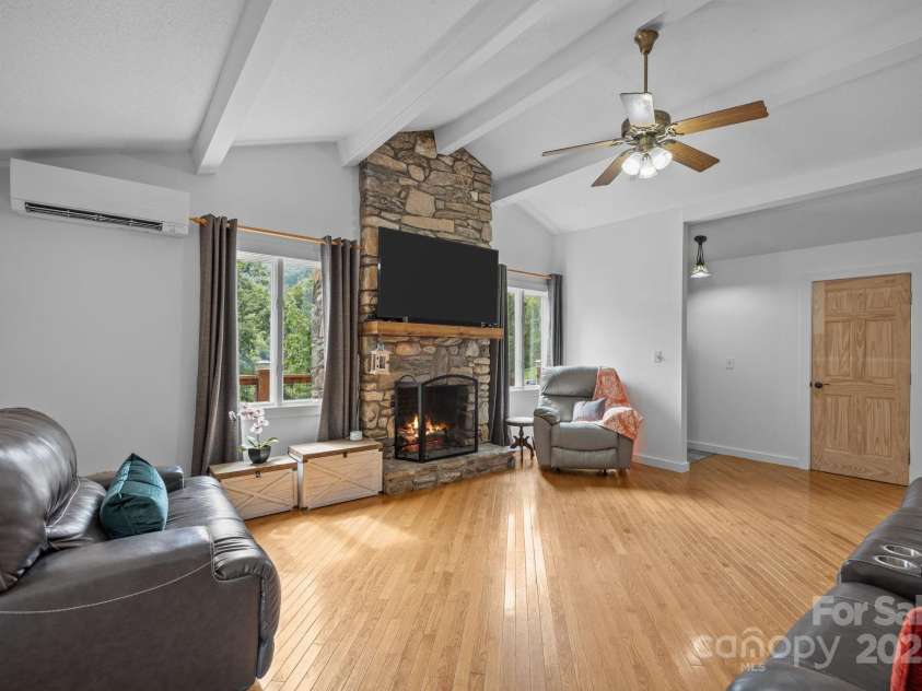 263 Morgan Branch Road, Leicester, NC 28748.  MLS# CAR4316347, YatesRealty ID 1544. 