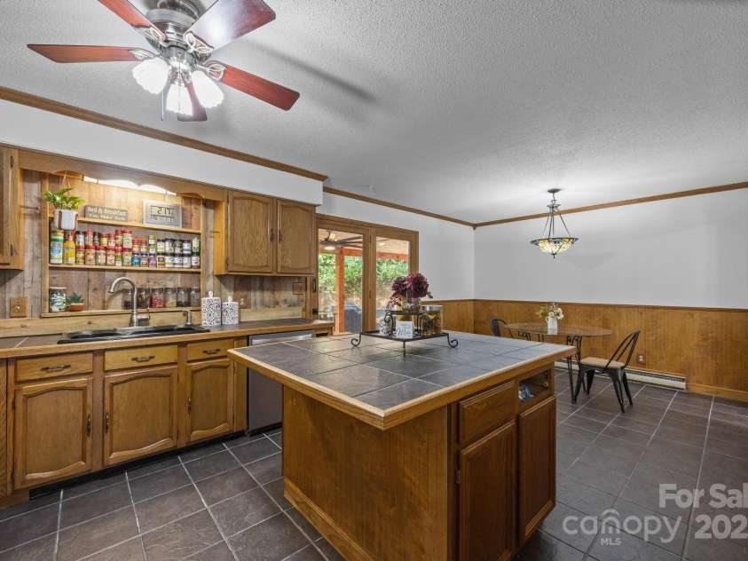 263 Morgan Branch Road, Leicester, NC 28748.  MLS# CAR4316347, YatesRealty ID 1544. 