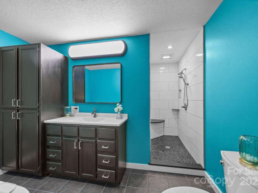 263 Morgan Branch Road, Leicester, NC 28748.  MLS# CAR4316347, YatesRealty ID 1544. 