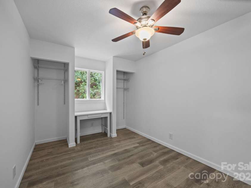 263 Morgan Branch Road, Leicester, NC 28748.  MLS# CAR4316347, YatesRealty ID 1544. 