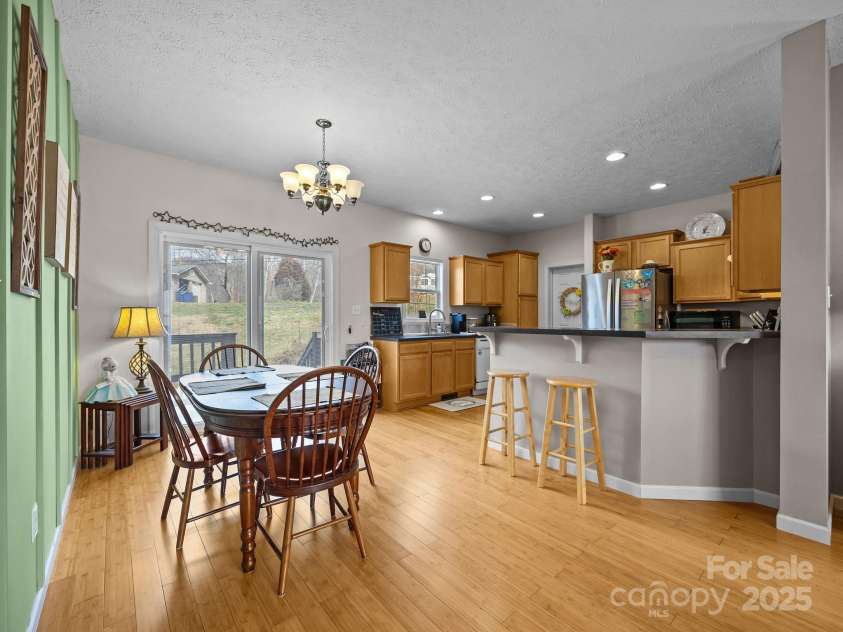 233 Thompson Cove None, Clyde, NC 28721.  MLS# CAR4234327, YatesRealty ID 15440. 
