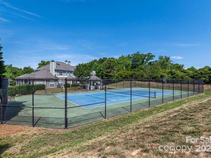 18758 Silver Quay Drive, Cornelius, NC 28031.  MLS# CAR4238668, YatesRealty ID 15441. Tennis Courts