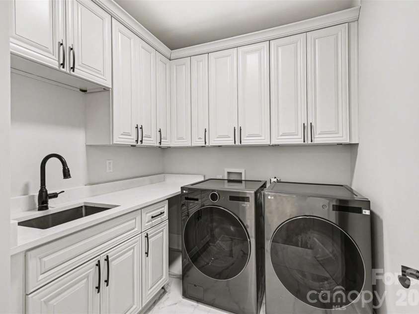 9110 Dylan Ridge Court, Concord, NC 28027.  MLS# CAR4367504, YatesRealty ID 15442. 