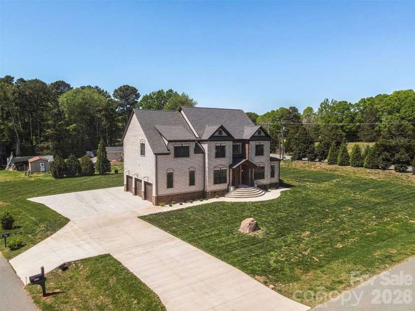 9110 Dylan Ridge Court, Concord, NC 28027.  MLS# CAR4367504, YatesRealty ID 15442. 