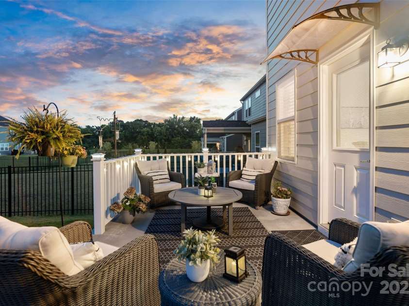 14235 Canemeadow Drive, Charlotte, NC 28278.  MLS# CAR4237317, YatesRealty ID 15445. 