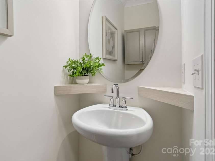 14235 Canemeadow Drive, Charlotte, NC 28278.  MLS# CAR4237317, YatesRealty ID 15445. 