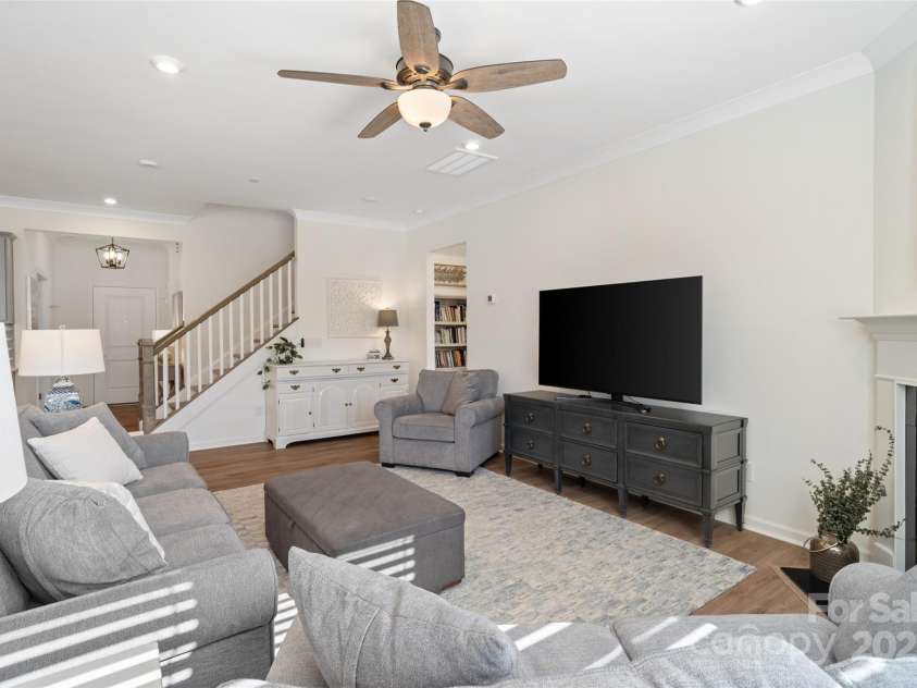 14235 Canemeadow Drive, Charlotte, NC 28278.  MLS# CAR4237317, YatesRealty ID 15445. 