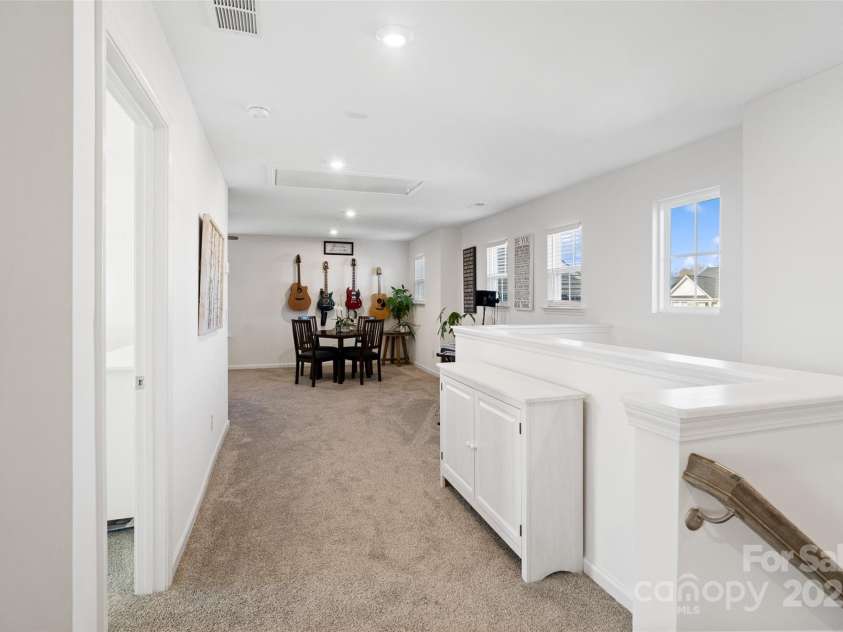 14235 Canemeadow Drive, Charlotte, NC 28278.  MLS# CAR4237317, YatesRealty ID 15445. 