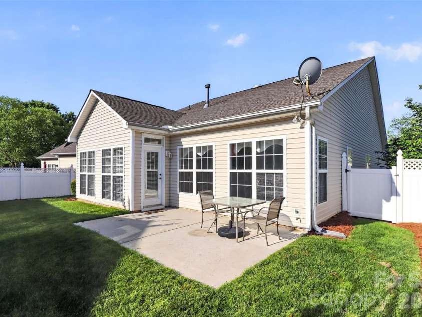 2525 Old Ashworth Lane, Concord, NC 28027.  MLS# CAR4370913, YatesRealty ID 15446. Back