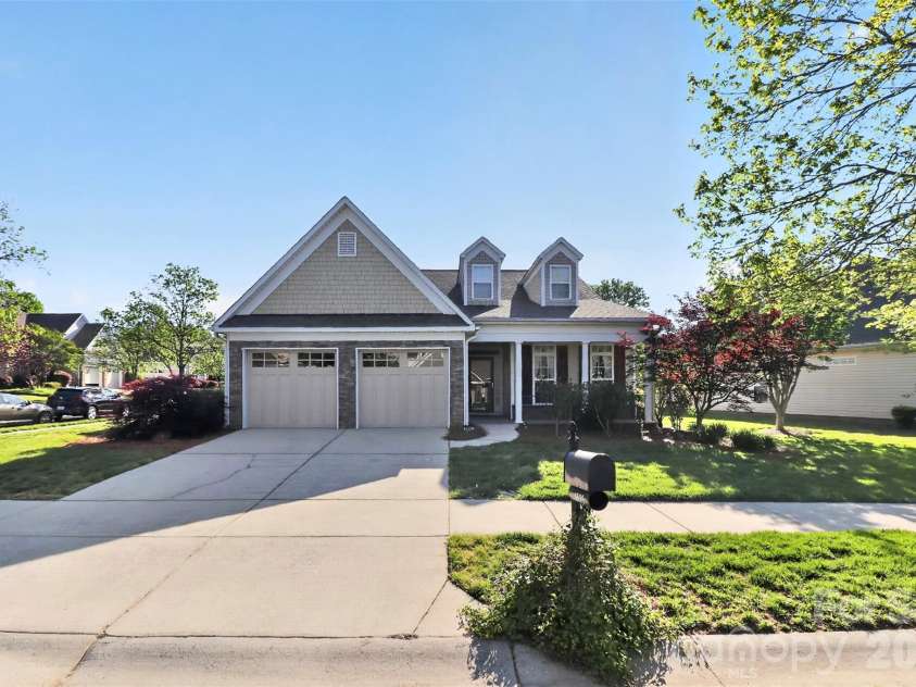 2525 Old Ashworth Lane, Concord, NC 28027.  MLS# CAR4370913, YatesRealty ID 15446. Front