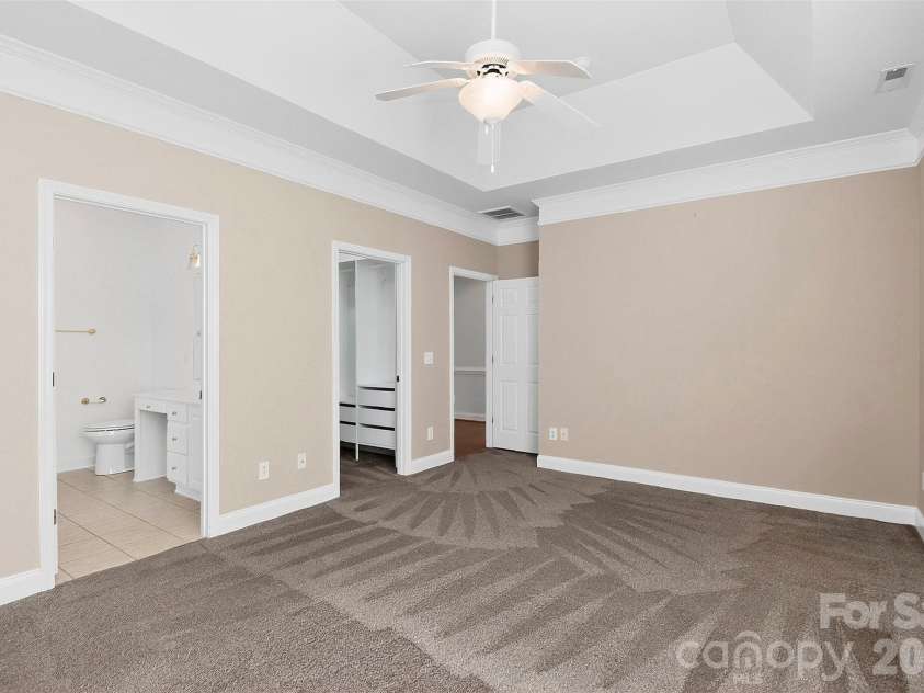 2525 Old Ashworth Lane, Concord, NC 28027.  MLS# CAR4370913, YatesRealty ID 15446. Primary Bedroom
