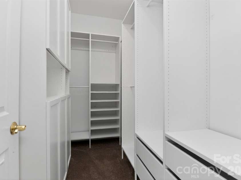 2525 Old Ashworth Lane, Concord, NC 28027.  MLS# CAR4370913, YatesRealty ID 15446. Primary closet