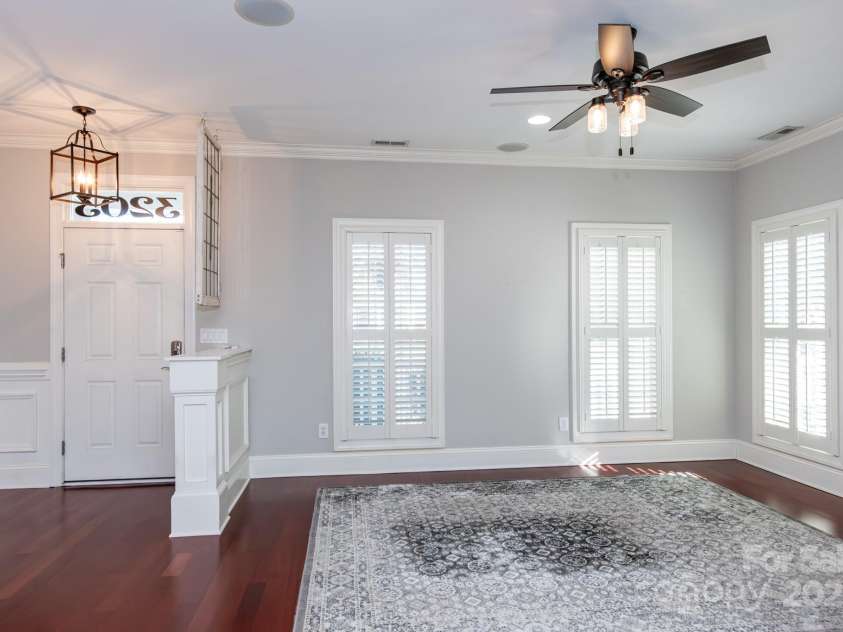 3203 Kelsey Plaza, Kannapolis, NC 28081.  MLS# CAR4152453, YatesRealty ID 15446. 