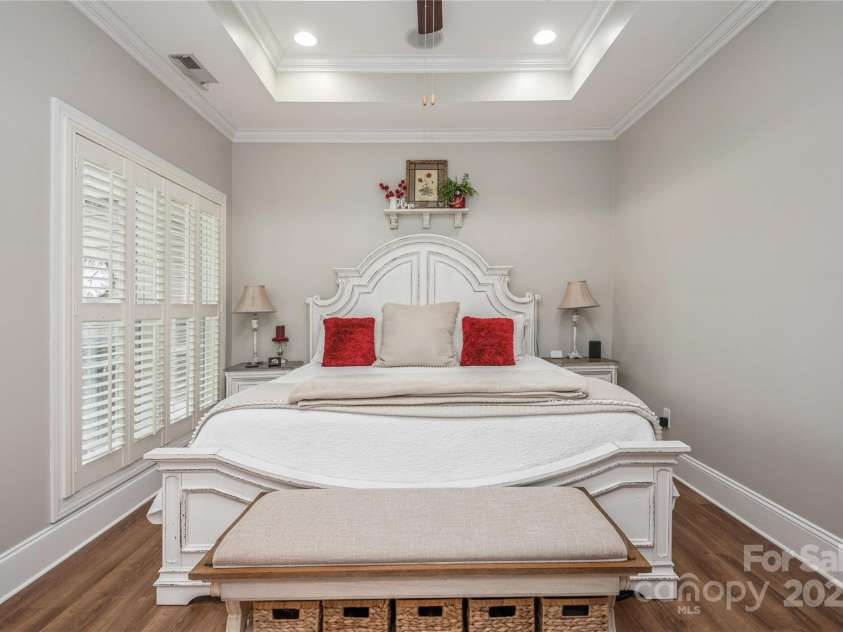 3203 Kelsey Plaza, Kannapolis, NC 28081.  MLS# CAR4152453, YatesRealty ID 15446. 