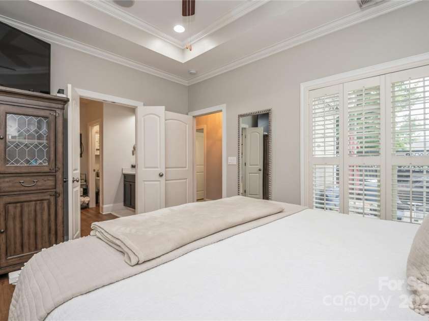 3203 Kelsey Plaza, Kannapolis, NC 28081.  MLS# CAR4152453, YatesRealty ID 15446. 