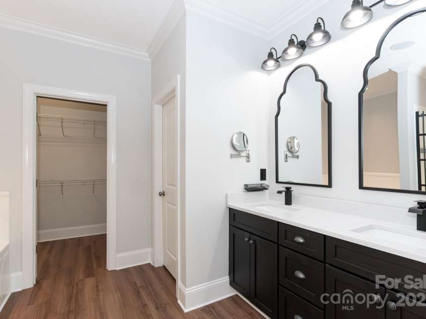 3203 Kelsey Plaza, Kannapolis, NC 28081.  MLS# CAR4152453, YatesRealty ID 15446. 