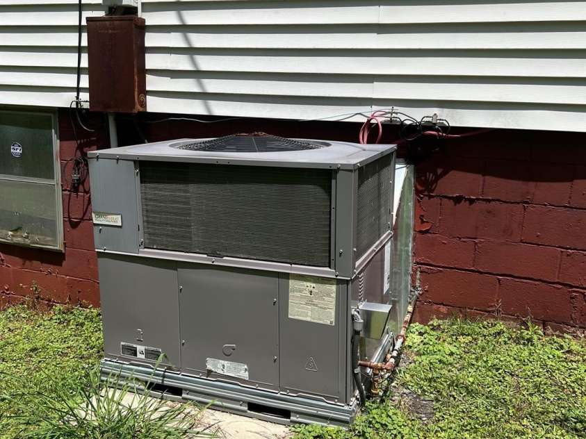 1313 Lower Dallas Hwy Highway, Dallas, NC 28034.  MLS# CAR4260317, YatesRealty ID 15447. 